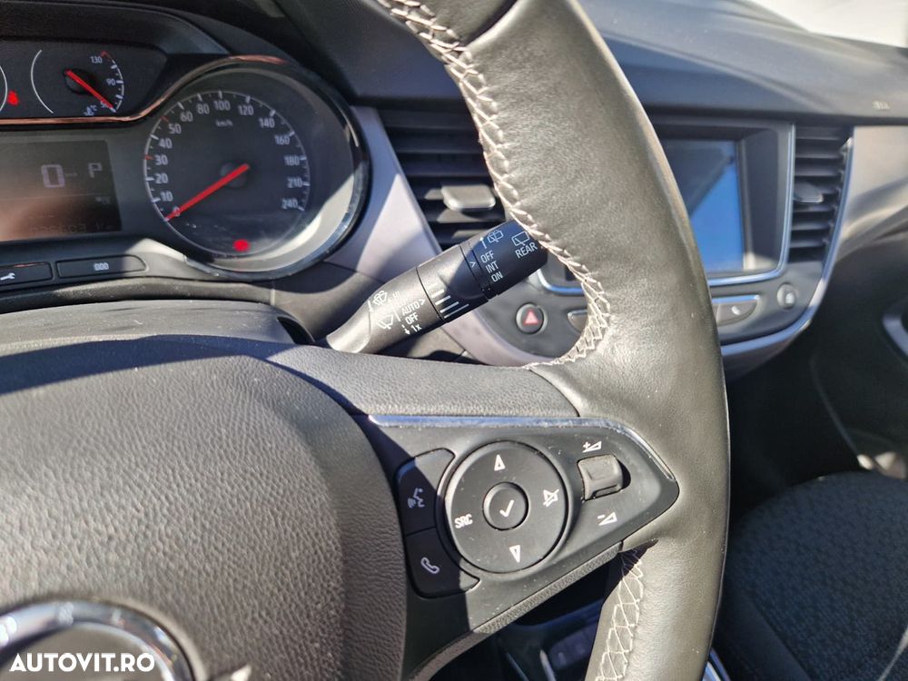 Opel Crossland - 14