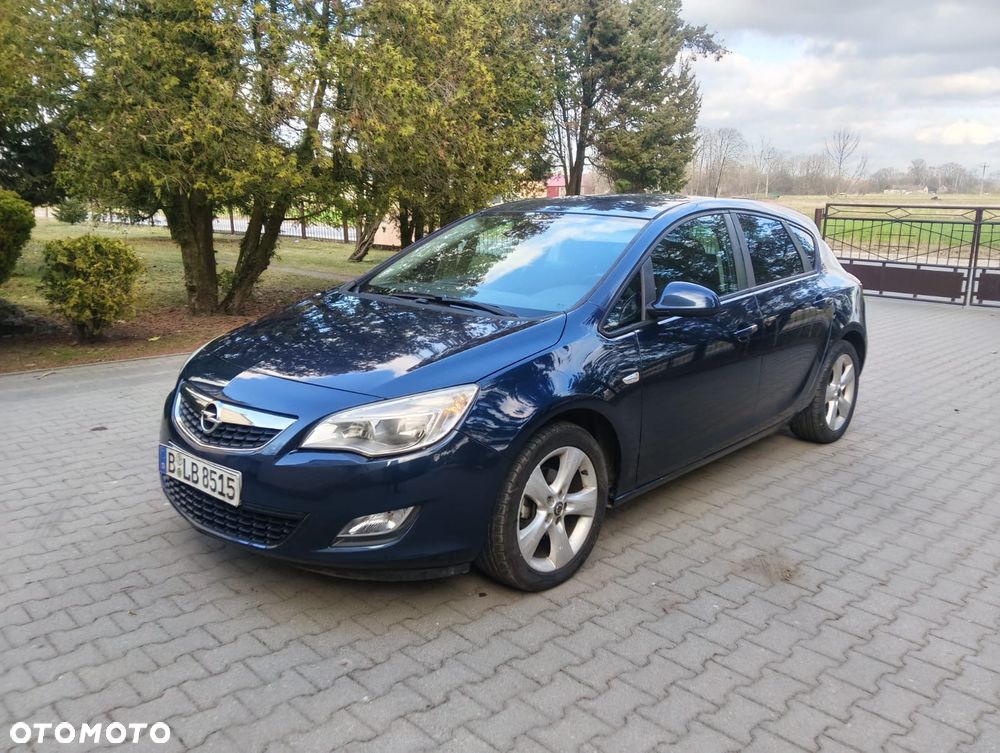 Opel Astra 1.4 Cosmo - 19