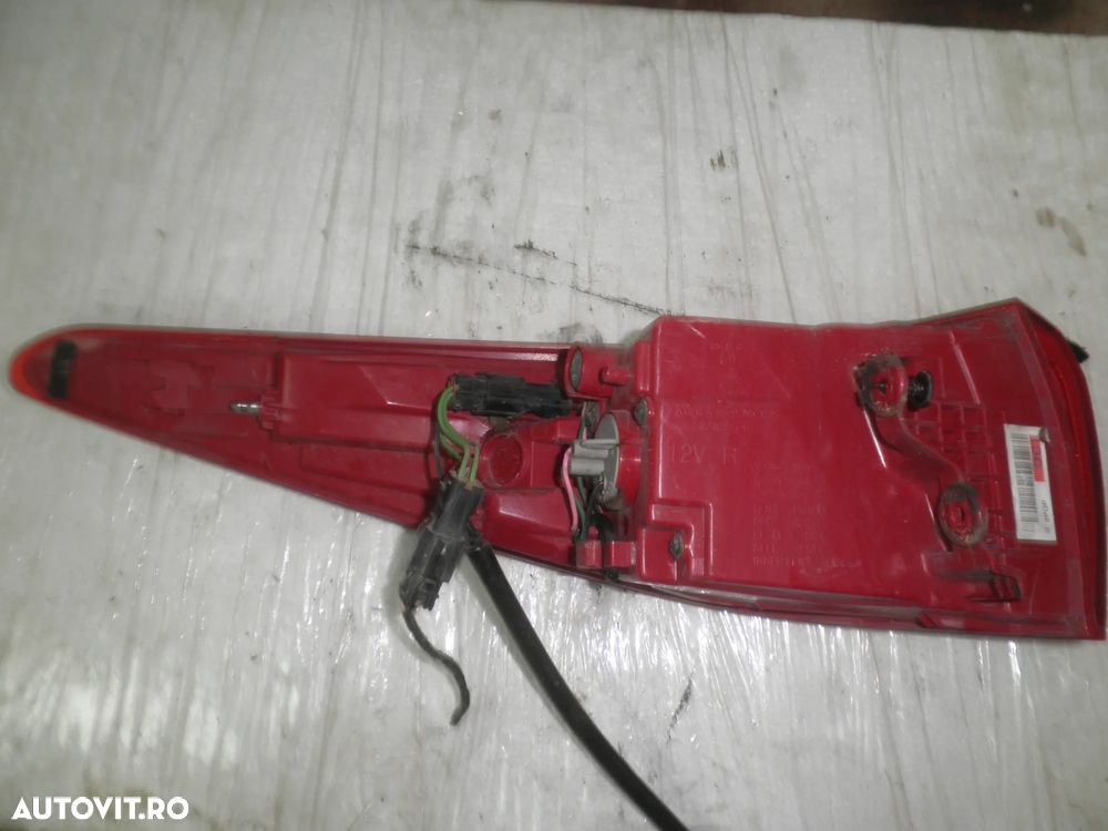 Stop stanga / dreapta aripa Kia Sportage 4 2017 92401-F10 92401F10 92402-F10 92402F10 - 2