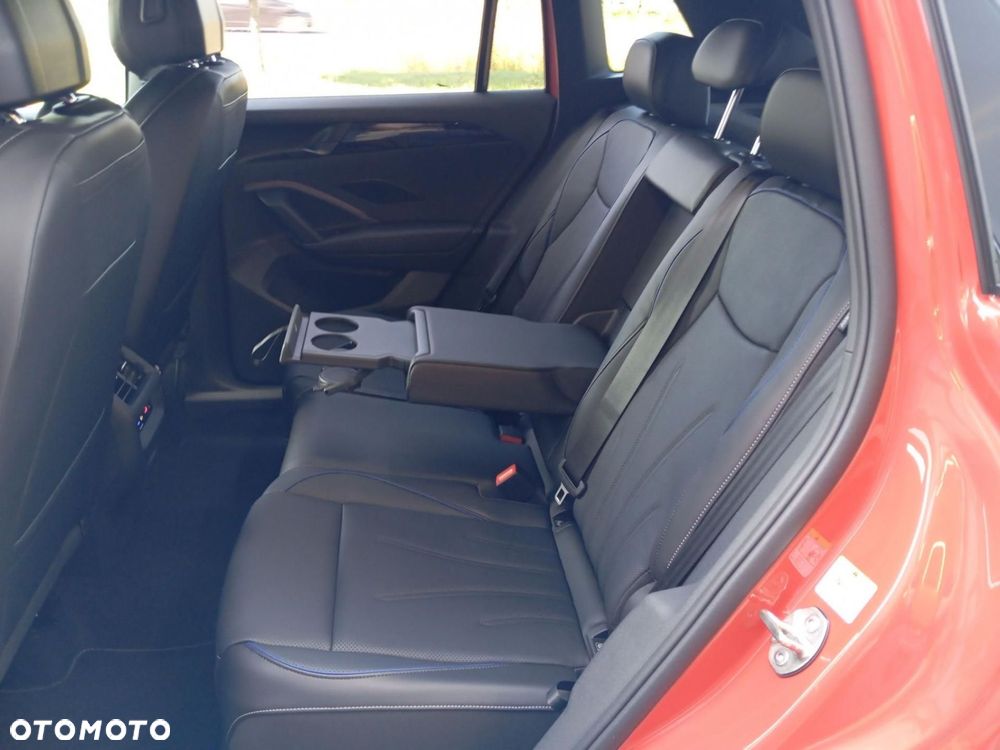 Volkswagen Tiguan - 17