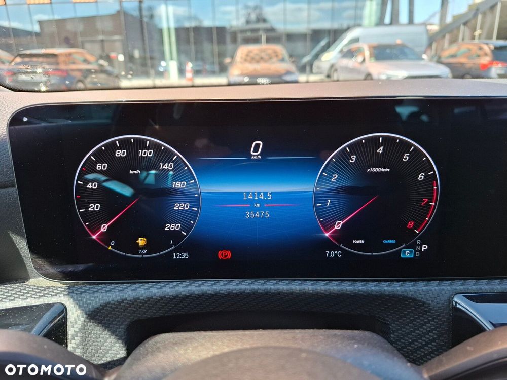 Mercedes-Benz CLA - 5