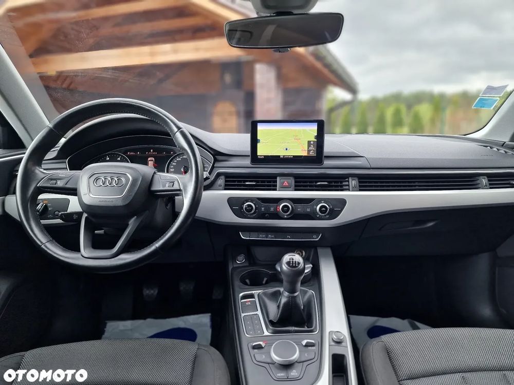 Audi A4 Avant 2.0 TDI - 34