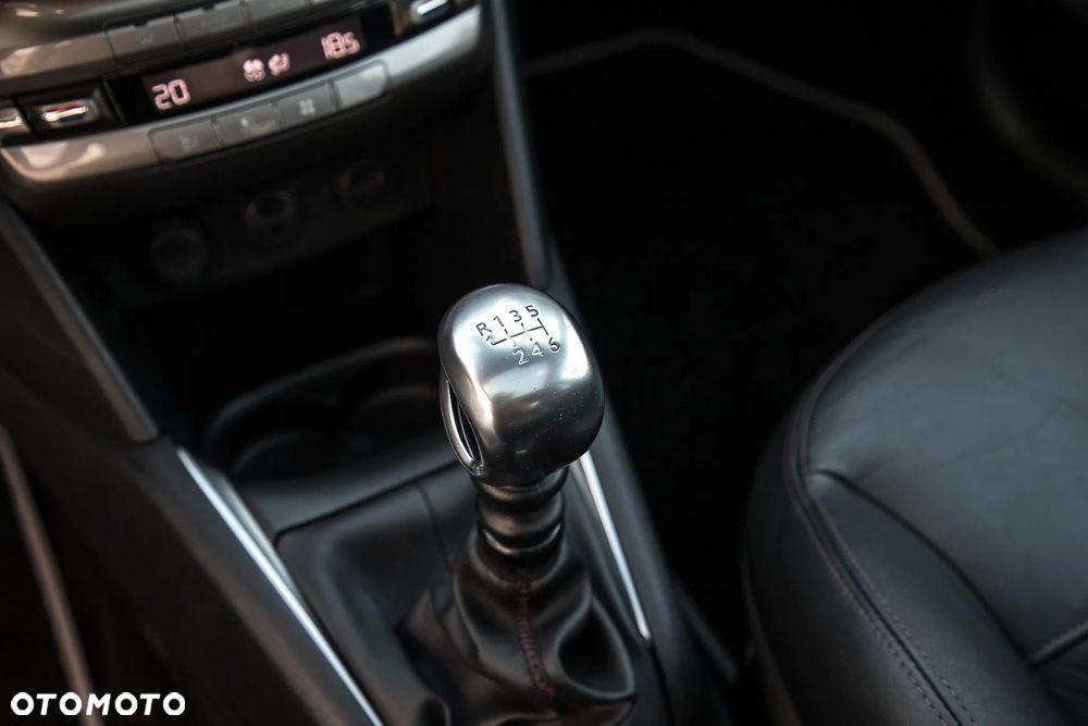Peugeot 208 155 THP XY - 26