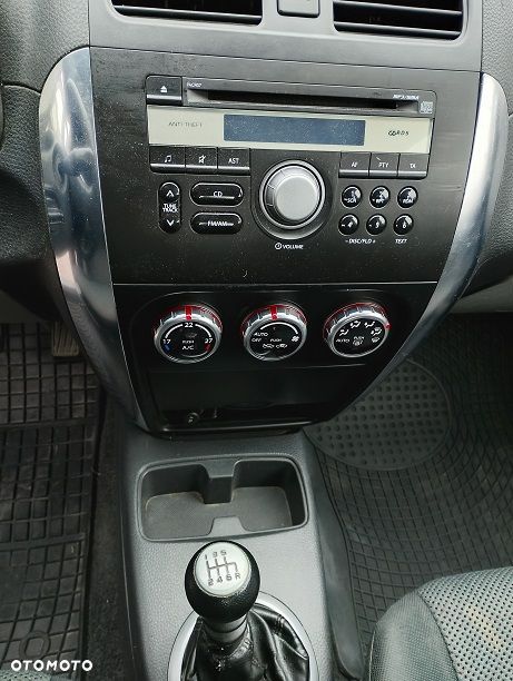Suzuki SX4 1.9 DDiS 4WD GS / Premium - 14