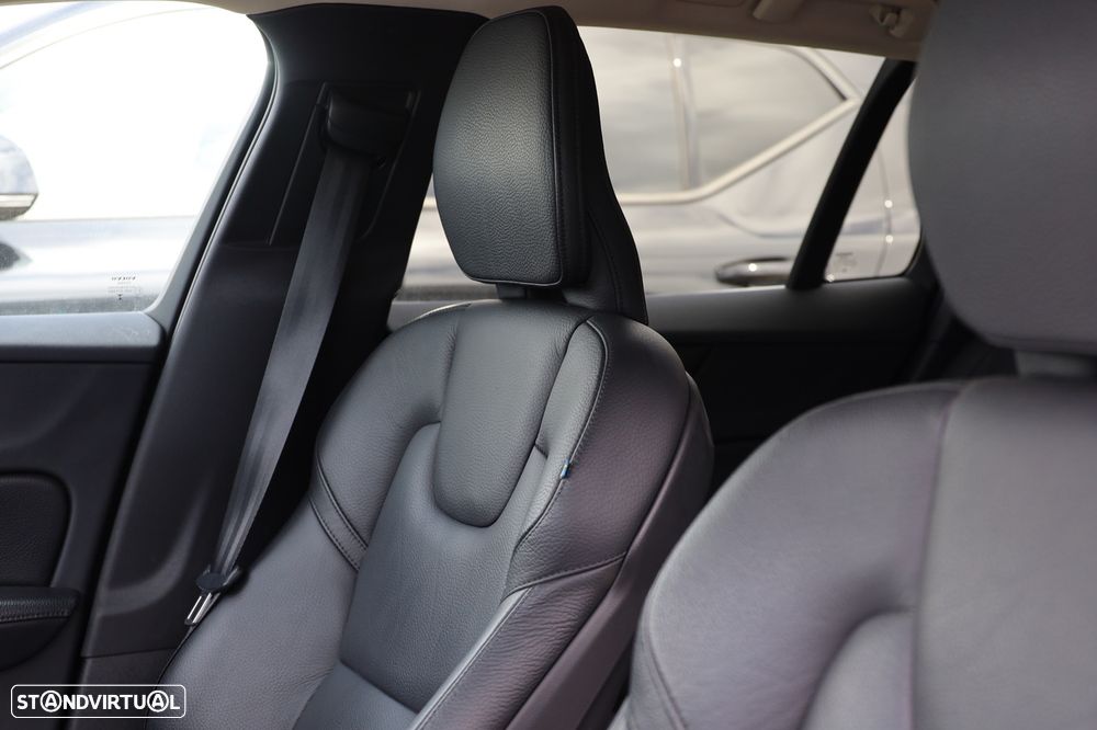 Volvo V60 2.0 T6 AWD TE Inscription - 9