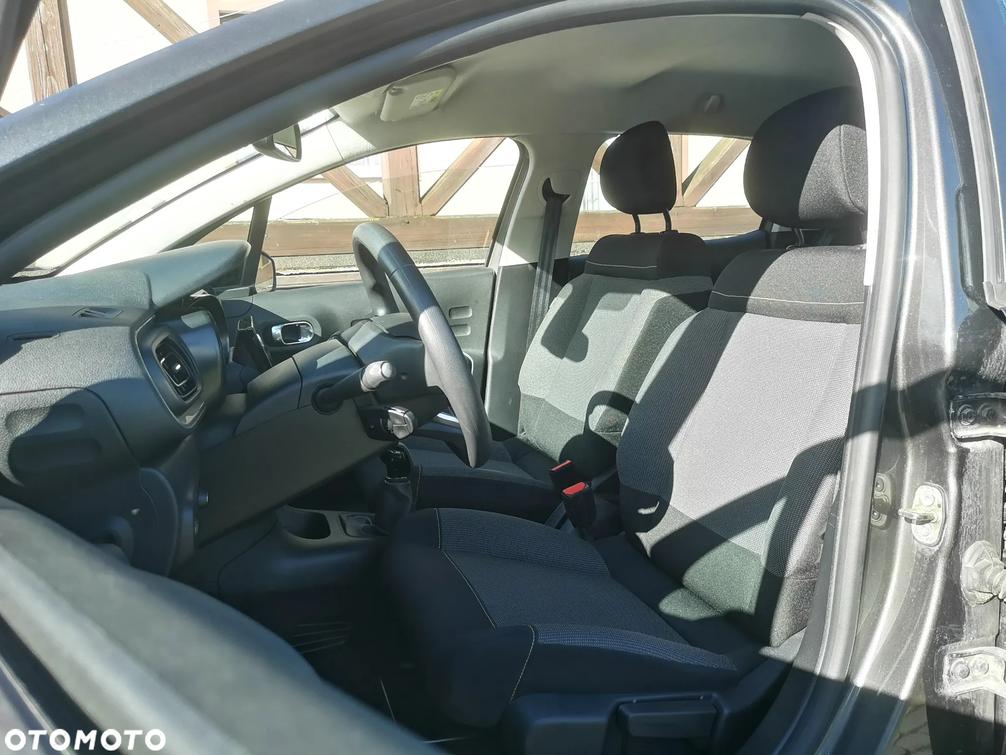 Citroën C3 1.2 PureTech C-Series - 12