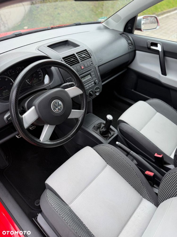 Volkswagen Polo - 13
