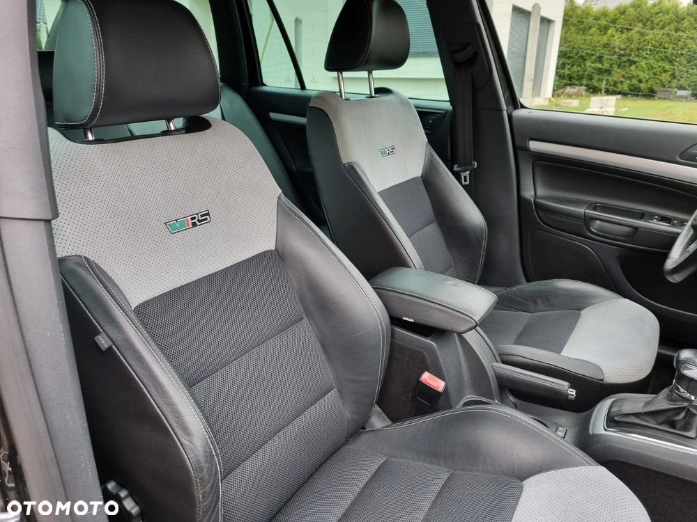 Skoda Octavia 2.0 TDI DPF RS DSG - 11