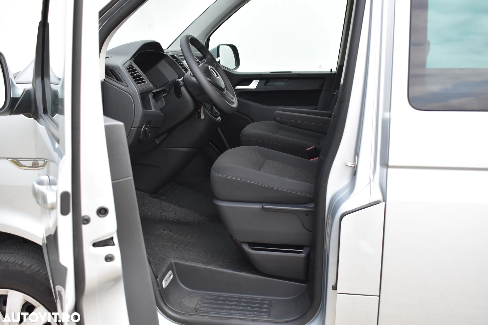 Volkswagen Caravelle T6 2.0 TDI LR Comfortline - 7