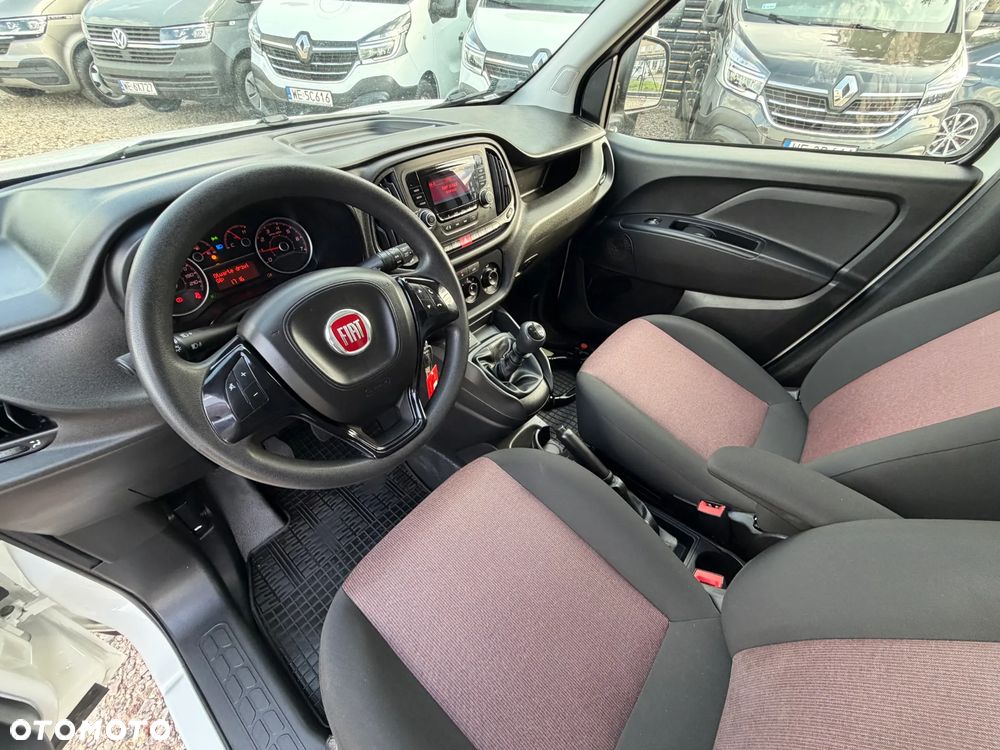 Fiat DOBLO VAN VAT-1 Homologacja cięż. DMC: 2145kg Ładowność 706kg MOCNY SILNIK 1.6 MultiJet, 105KM Emisja Euro-6, Skrzynia biegów 6-cio stopniowa! ORYGINALNA ZABUDOWA PAKI, BOCZNE DRZWI PRZESUWNE, RADIO FABRYCZNE, Hak 1300kg, PODGRZEWANE FOTELE Z REG. I PODŁOKIETNIKIEM, BAGAŻNIK DACHOWY ORYGINALNY FIAT, PARKTRONIKI, ALARM.. - 8