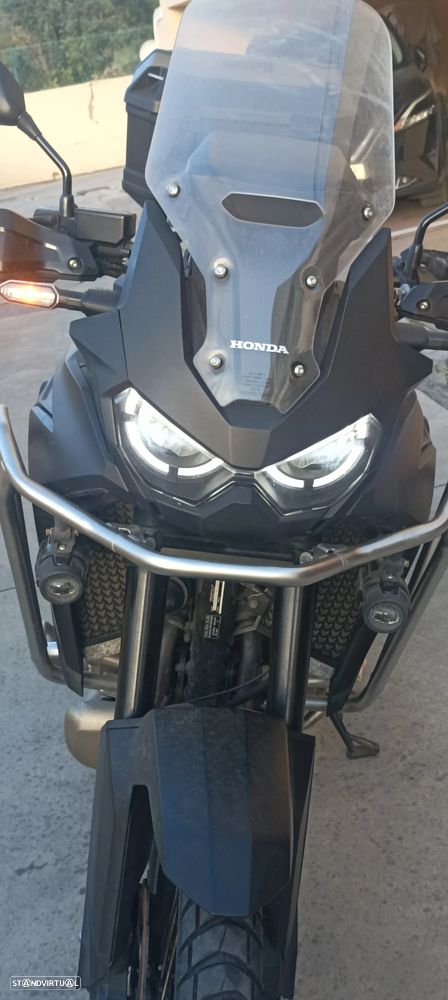 Honda Africa Twin Honda Africa Twin CRF 1100A Preta - 2