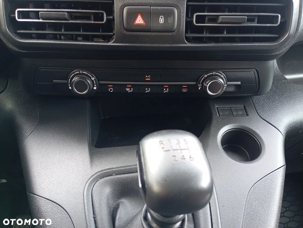 Opel vivaro - 13