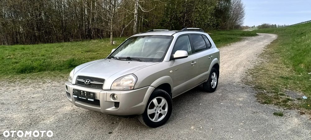 Hyundai Tucson 2.0 4WD GLS - 12