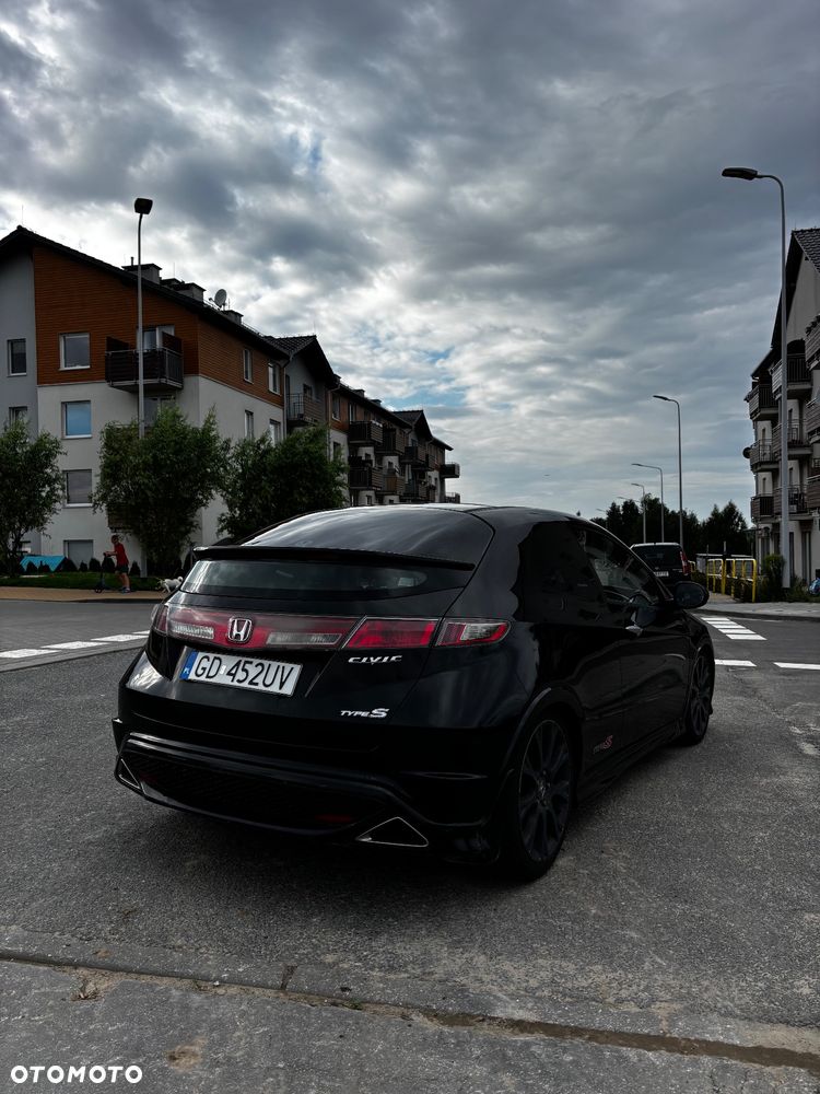 Honda Civic 2.2i-CTDi TypeS - 4