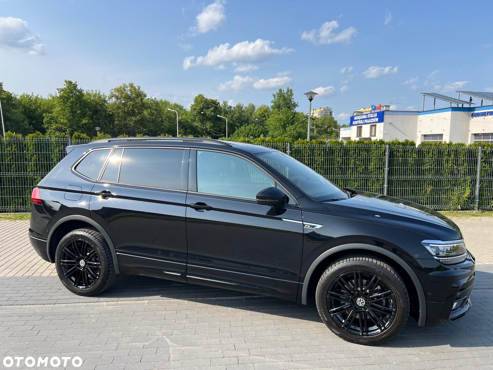 Volkswagen Tiguan Allspace 2.0 TDI 4Mot R-Line DSG 7os - 7