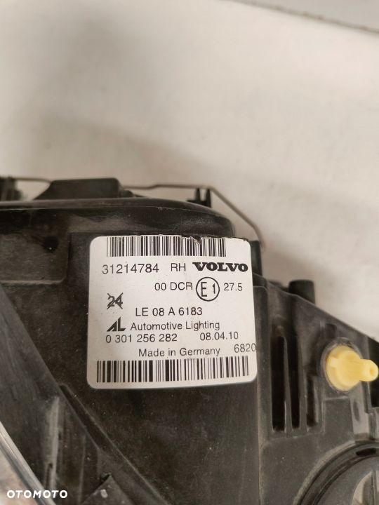 LAMPA PRAWA PRAWY PRZÓD VOLVO C70 II LIFT XENON - 3