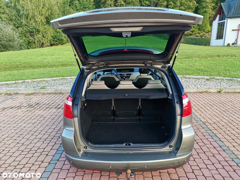 Citroën C4 Picasso - 13