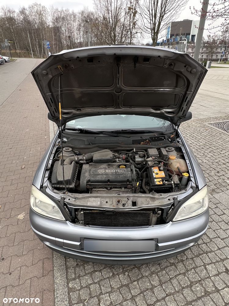 Opel Astra 1.6 Start - 20