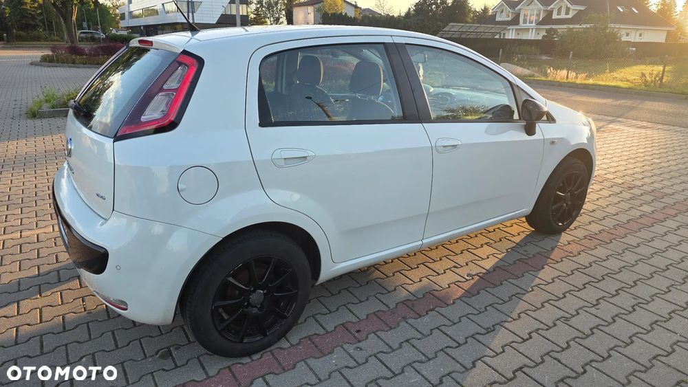Fiat Punto Evo 1.4 8V Active Euro5 - 8