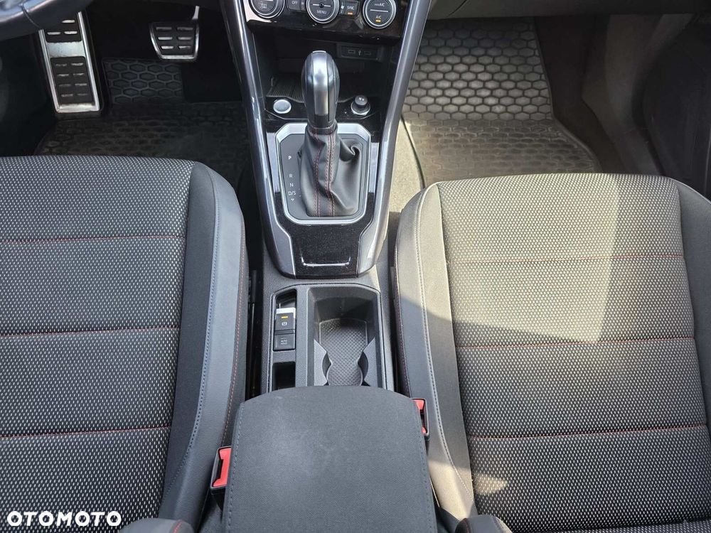Volkswagen T-Roc 1.5 TSI ACT Premium DSG - 11