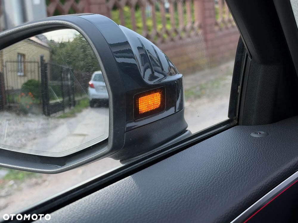 Audi A4 Avant 40 TFSI mHEV Quattro Advanced S tronic - 30