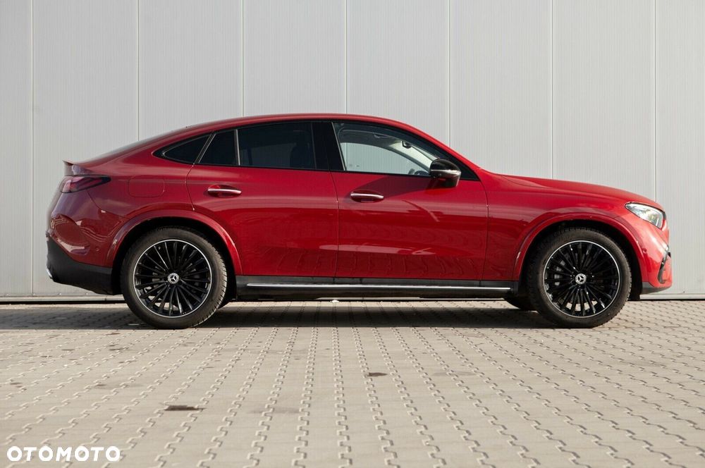 Mercedes-Benz GLC 220 d mHEV 4-Matic AMG Line - 12