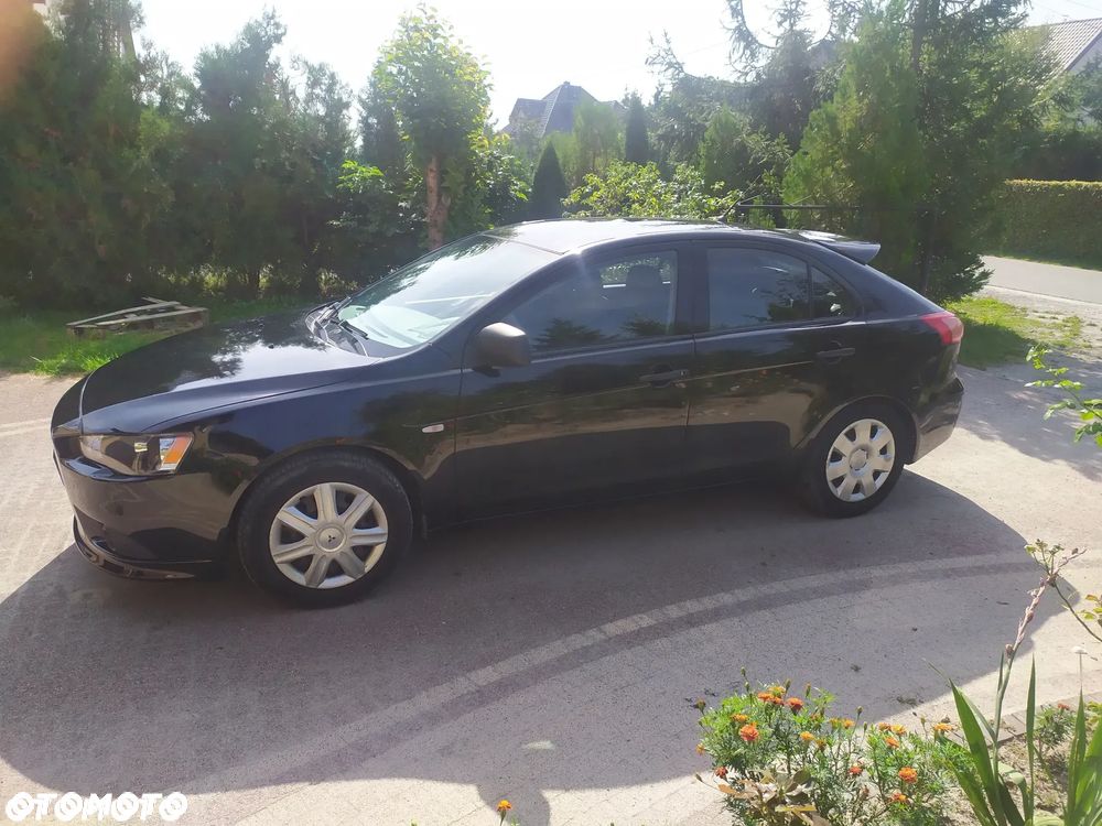 Mitsubishi Lancer 1.6 Inform - 11