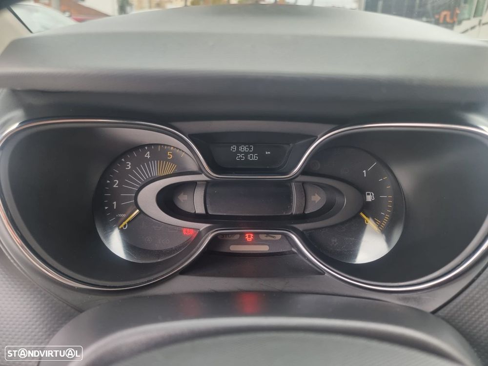 Renault Captur 1.5 dCi Exclusive - 13