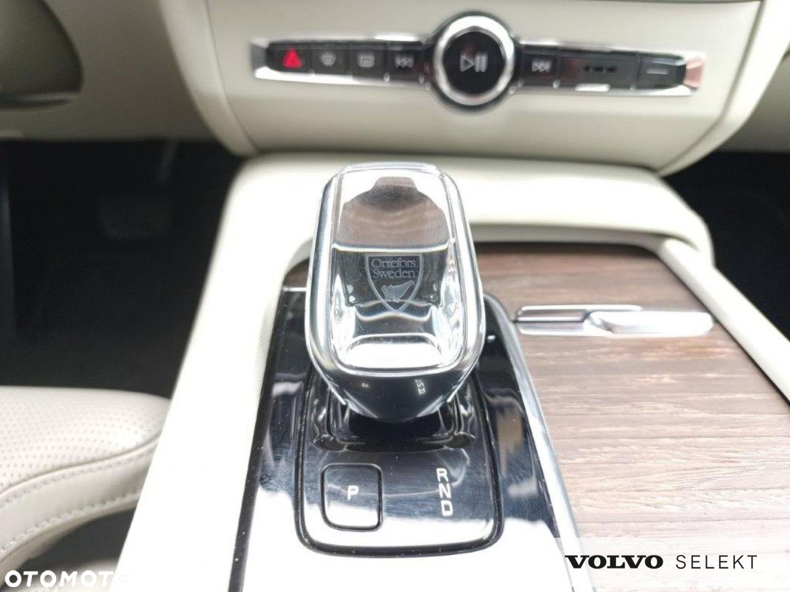 Volvo S90 - 16