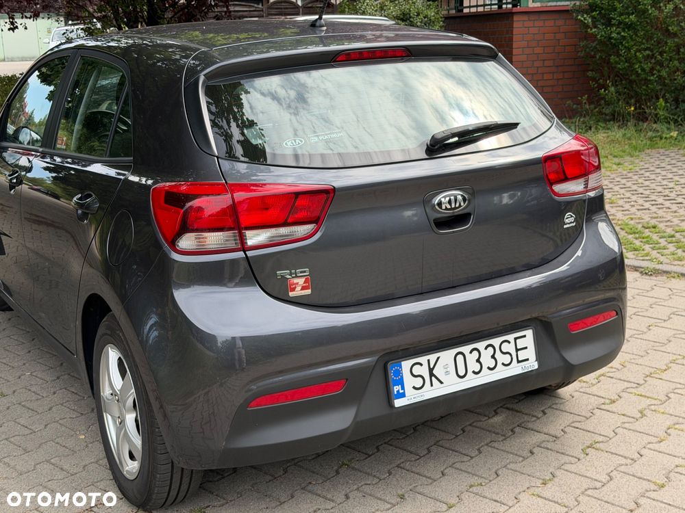 Kia Rio 1.4 M - 3