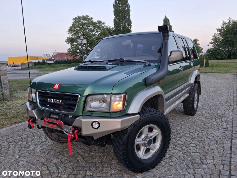Isuzu Trooper - 21