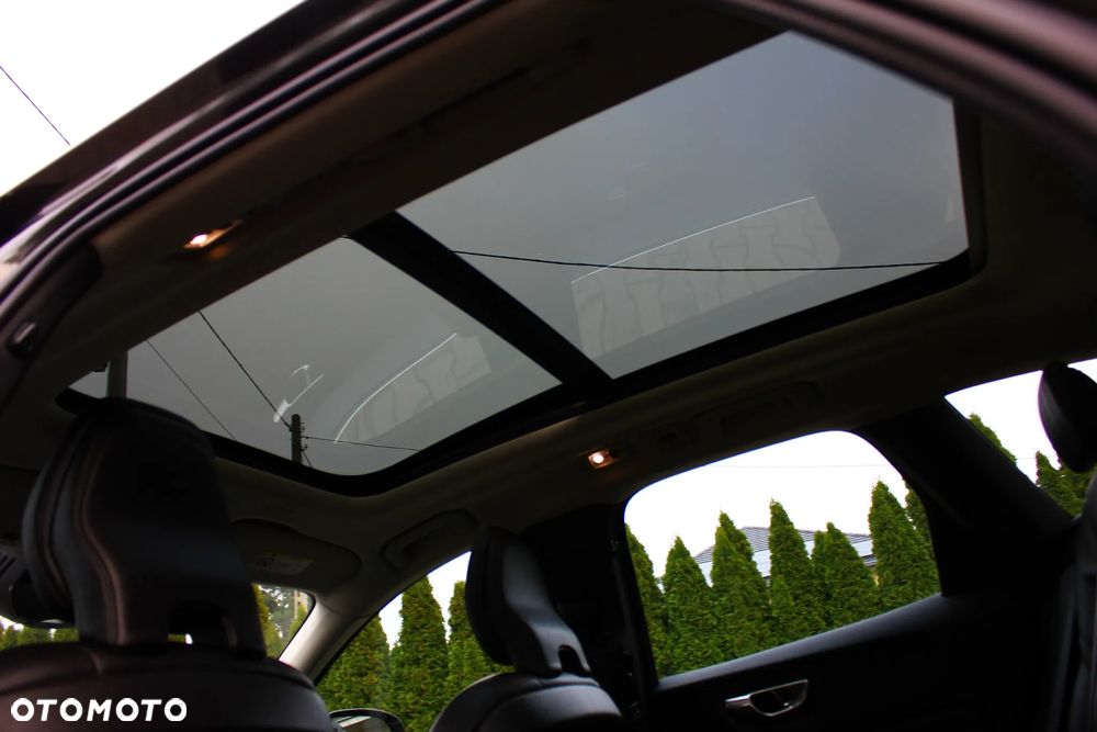 Volvo XC 60 T8 AWD Recharge Geartronic Polestar Engineered - 31