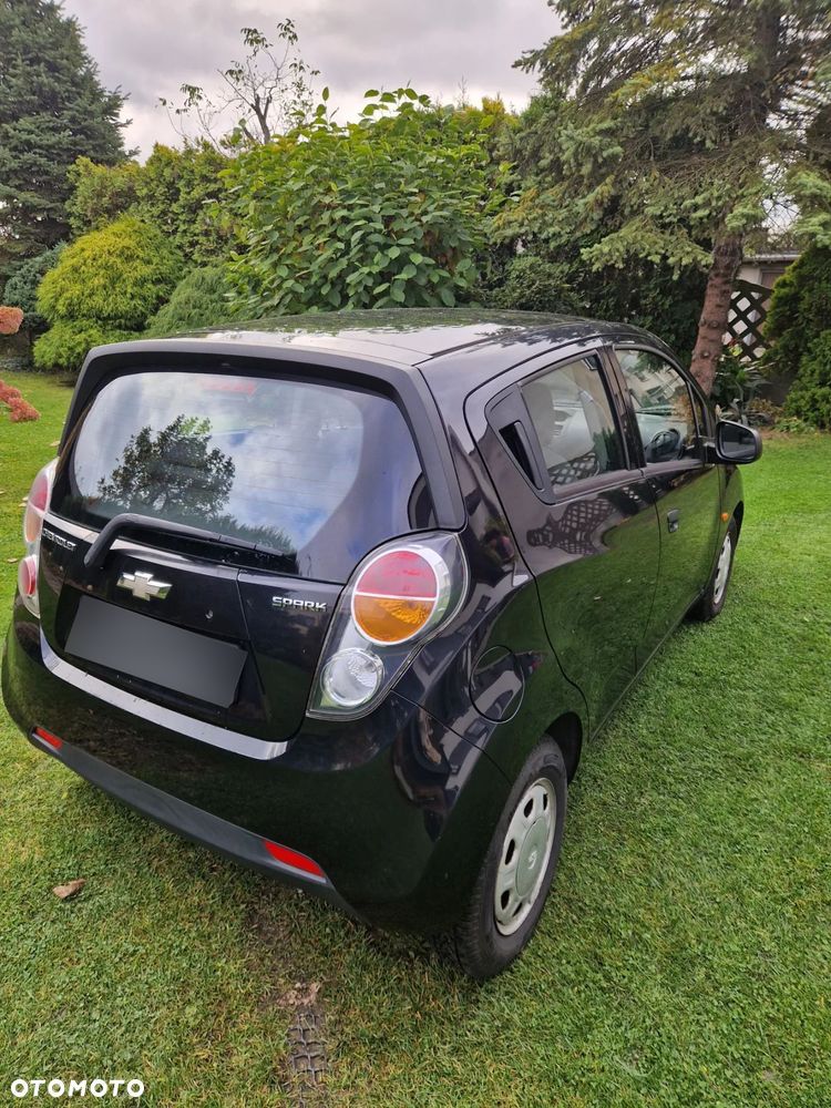 Chevrolet Spark 1.0 + - 6