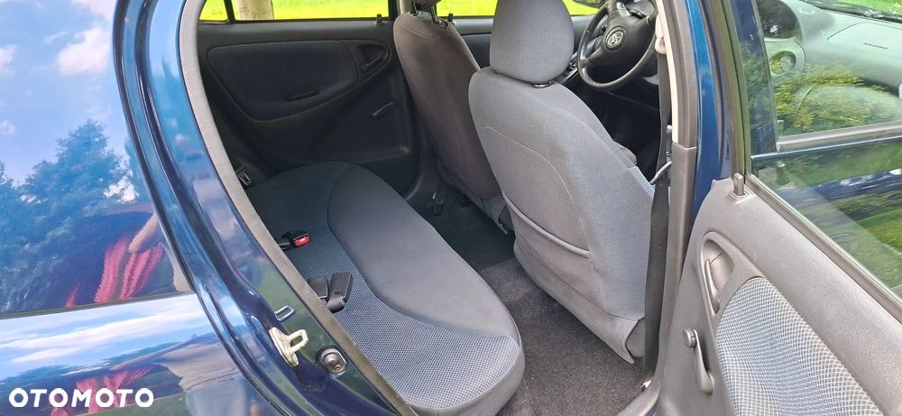 Toyota Yaris 1.4 D-4D Unlimited - 15