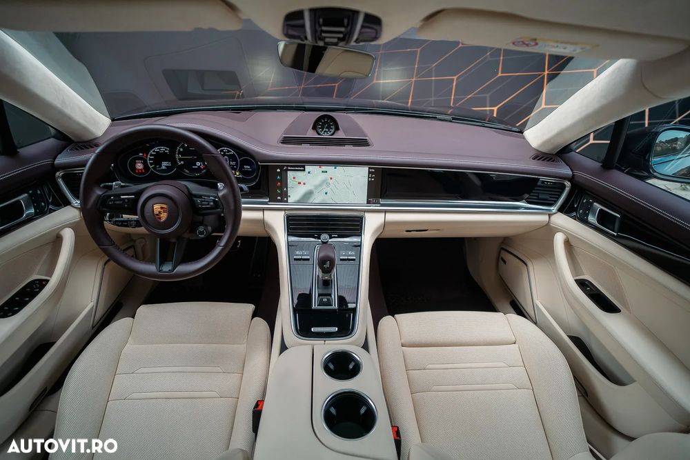 Porsche Panamera - 6
