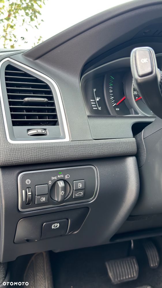 Volvo XC 60 - 34