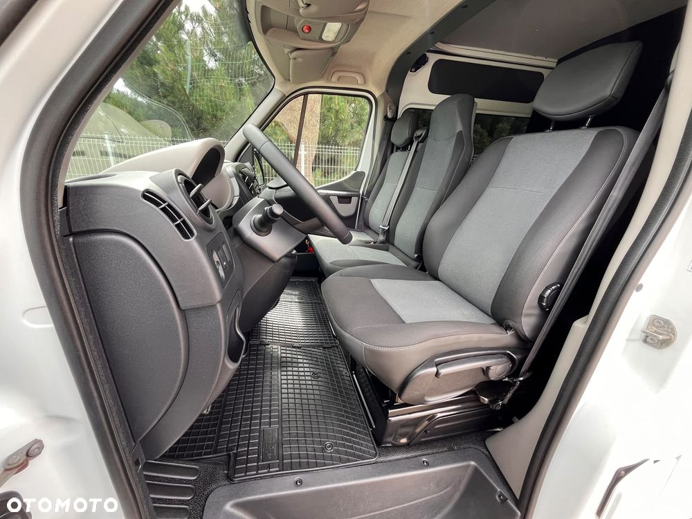 Renault Master L3H2 2.3dCi 130KM, Brygadówka/Doka 6-cio Osbowa, Klima, Tempomat, WEBASTO, Salon Polska, Pierwszy Właściciel, FV 23%, Bardzo Zadbany !!! - 26