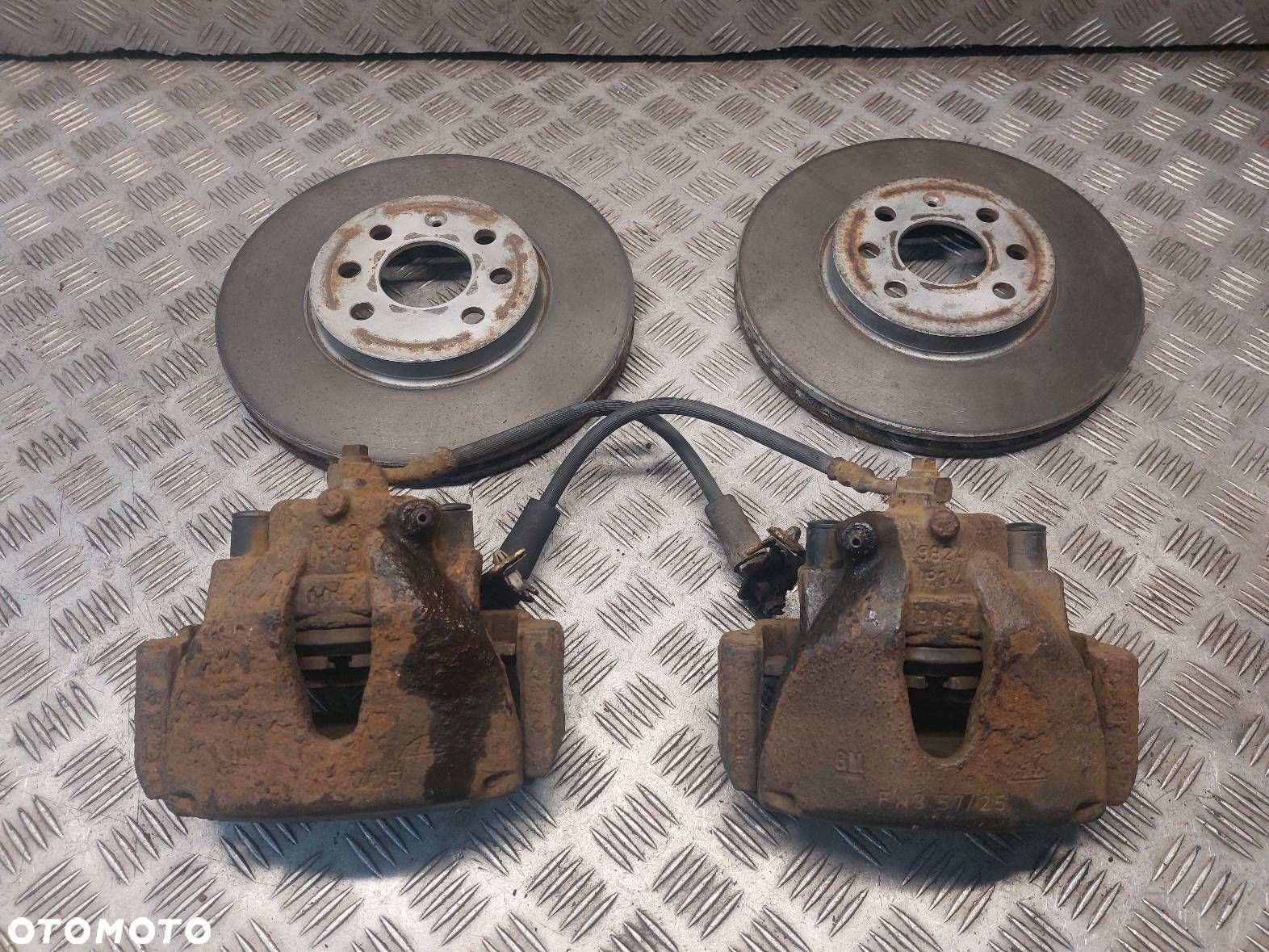 TARCZE HAMULCOWE PRZÓD + ZACISKI OPEL MERIVA A 1.6 16V FN357/25 - 1