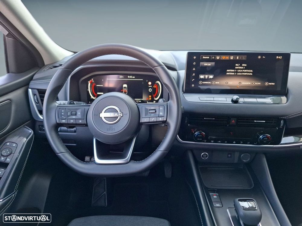 Nissan Qashqai 1.3 DIG-T N-Connecta LED Xtronic - 16