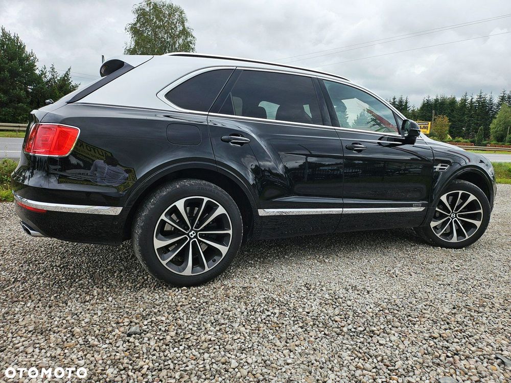 Bentley Bentayga - 25