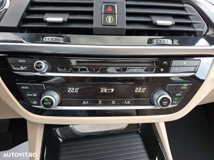 BMW X3 xDrive20d AT Luxury Line - 24