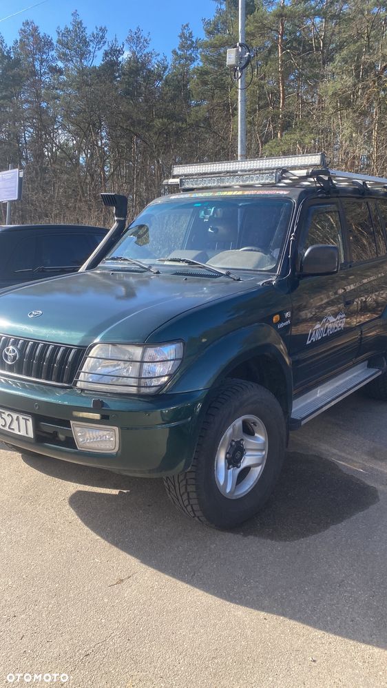 Toyota Land Cruiser - 3