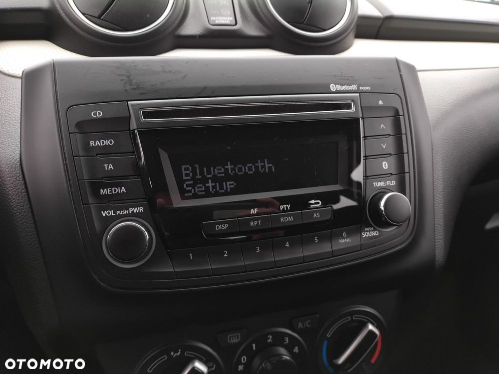 Suzuki Swift 1.2 Dualjet SHVS Premium CVT - 20