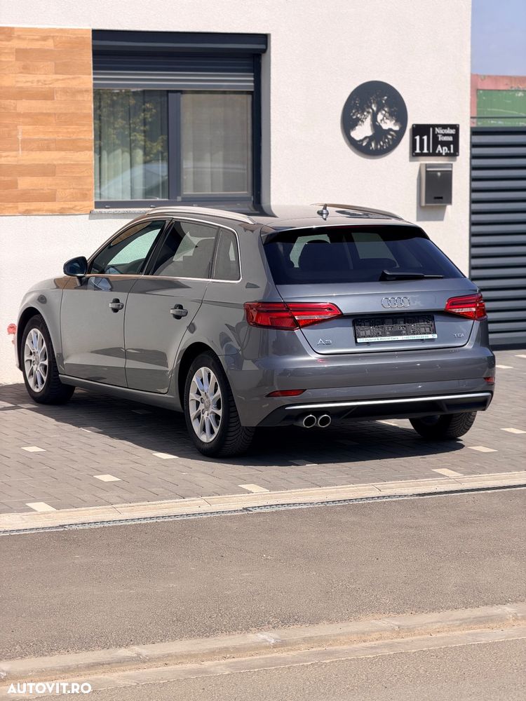 Audi A3 2.0 TDI S tronic Sport - 4