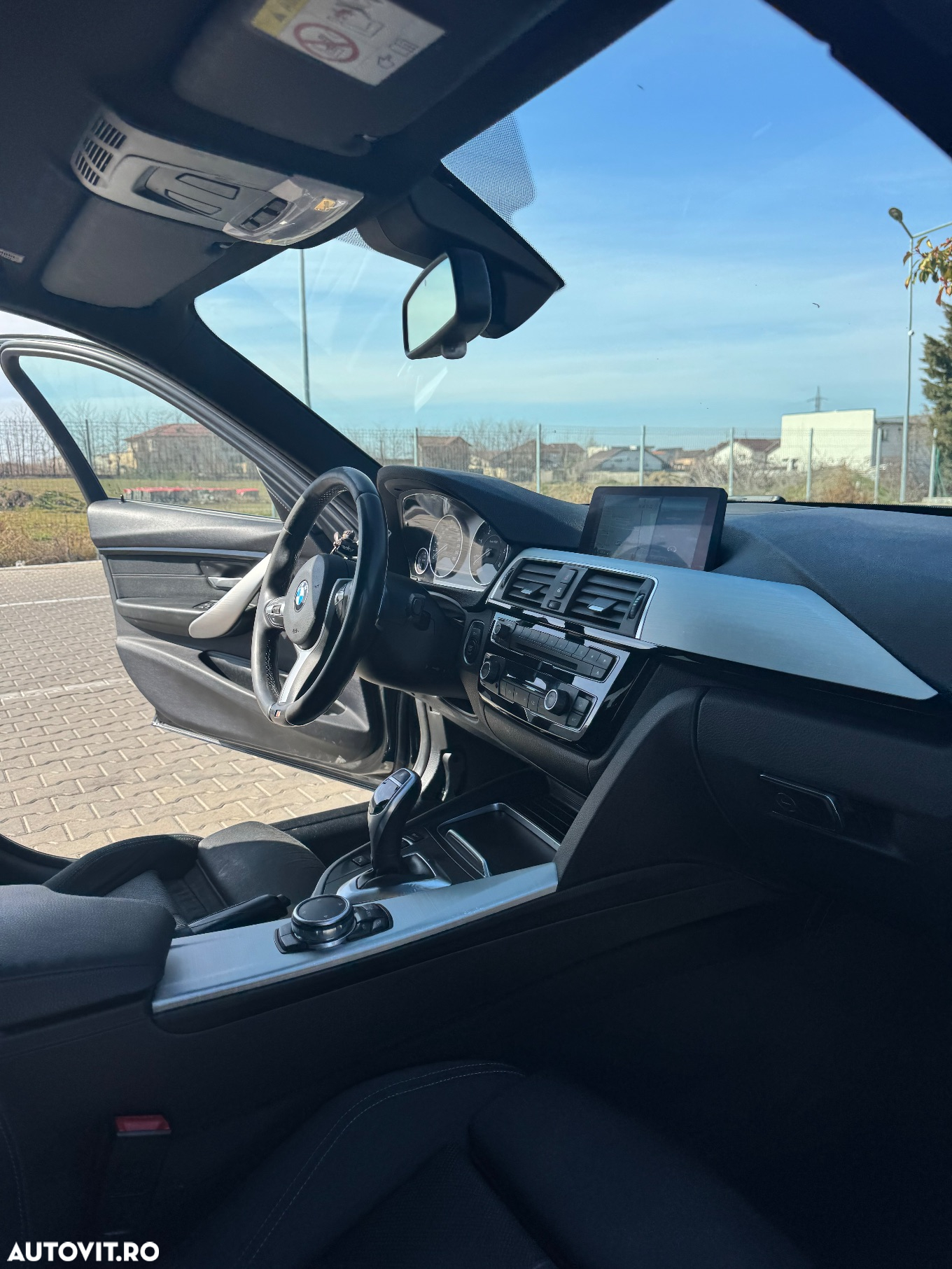 BMW Seria 3 320d Aut. Sport Line - 10