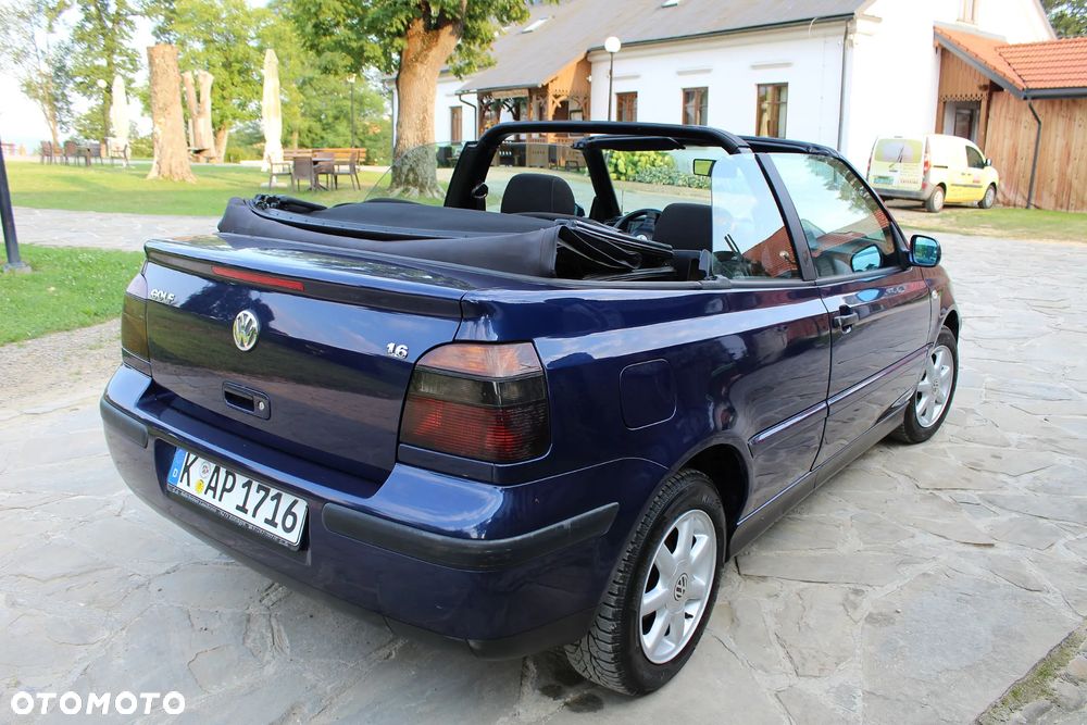 Volkswagen Golf 1.6 - 6