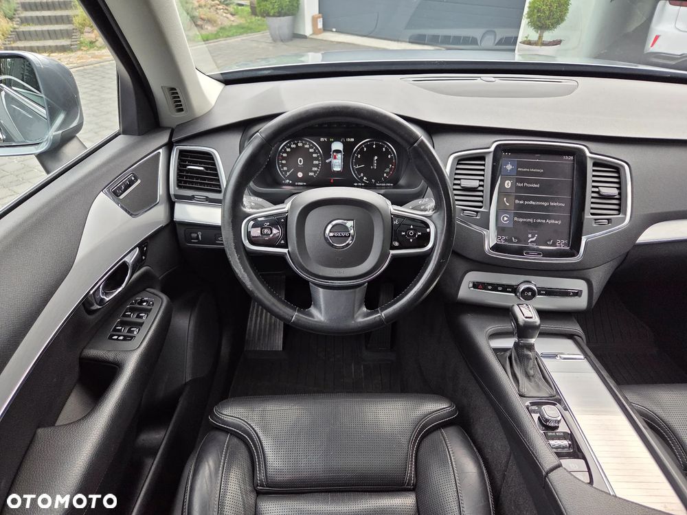 Volvo XC 90 T5 AWD Momentum - 13
