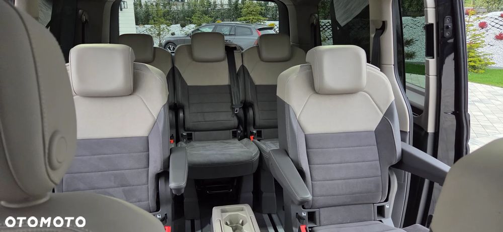 Volkswagen Multivan 2.0 TDI L2 Style DSG - 23