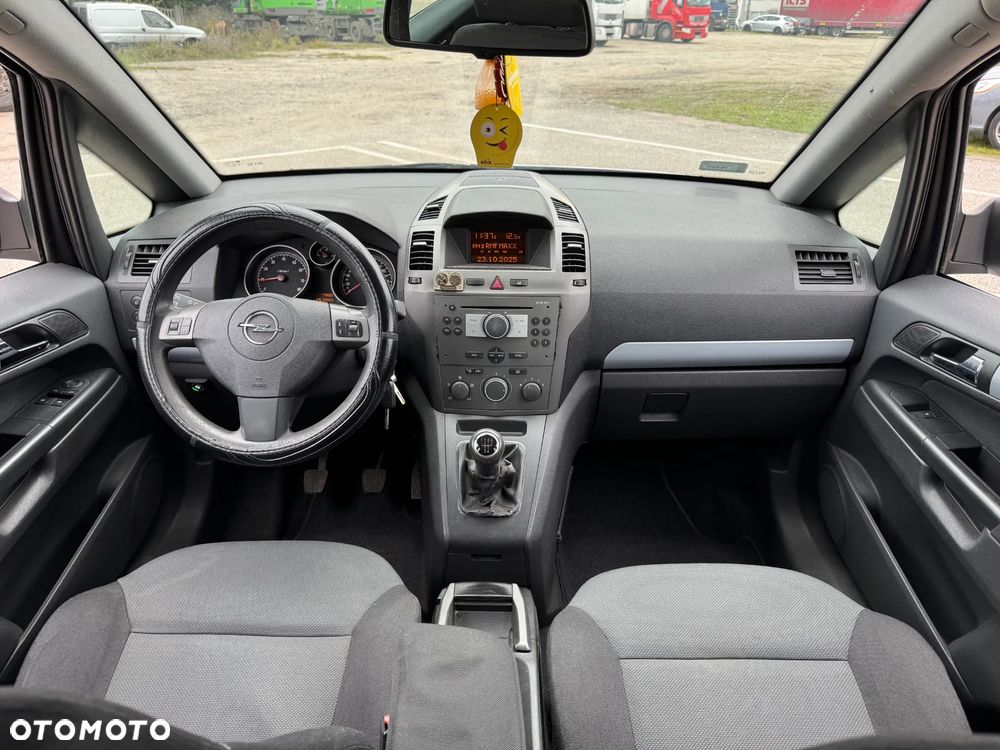 Opel Zafira 1.8 - 2