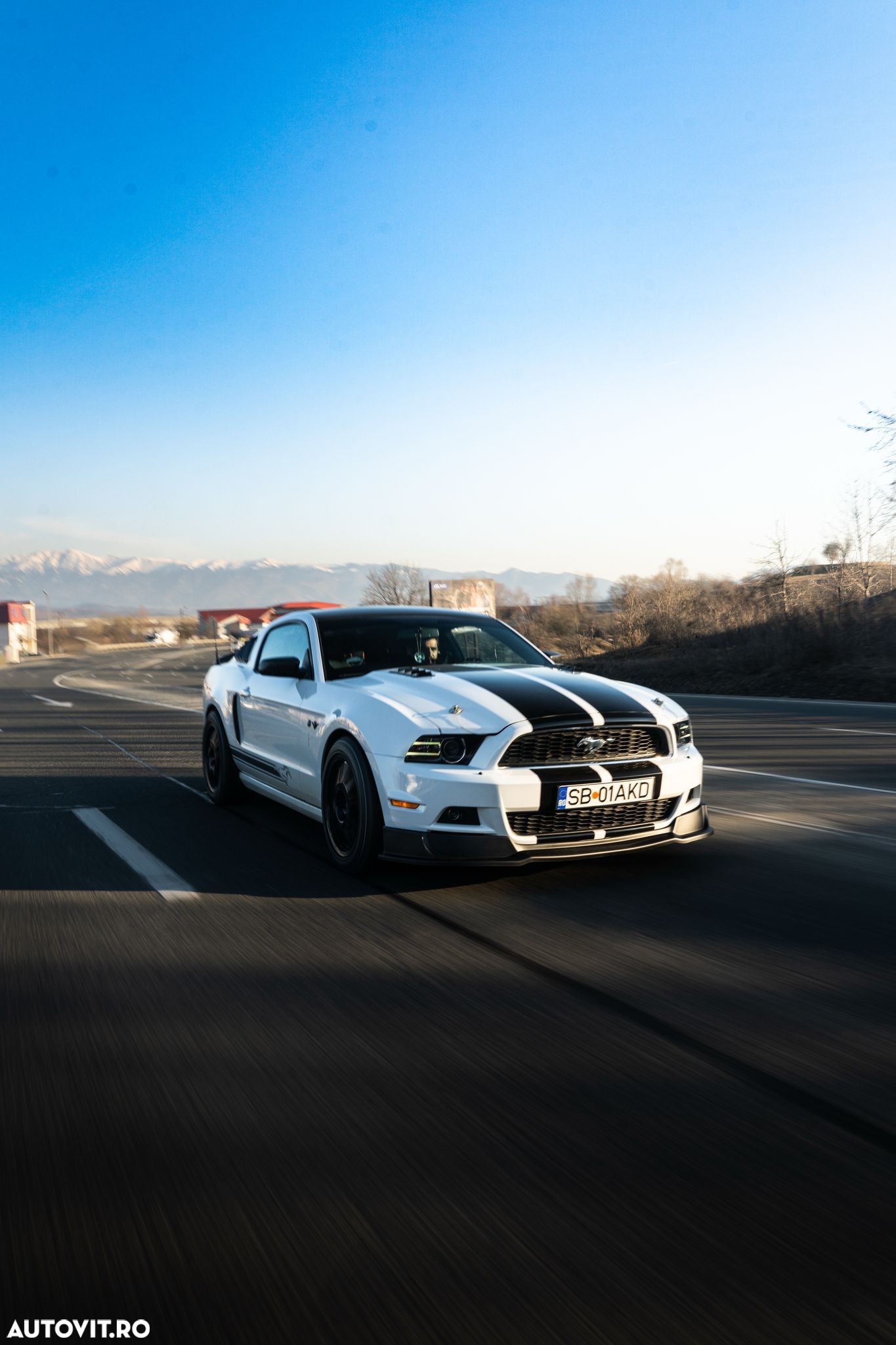 Ford Mustang - 1